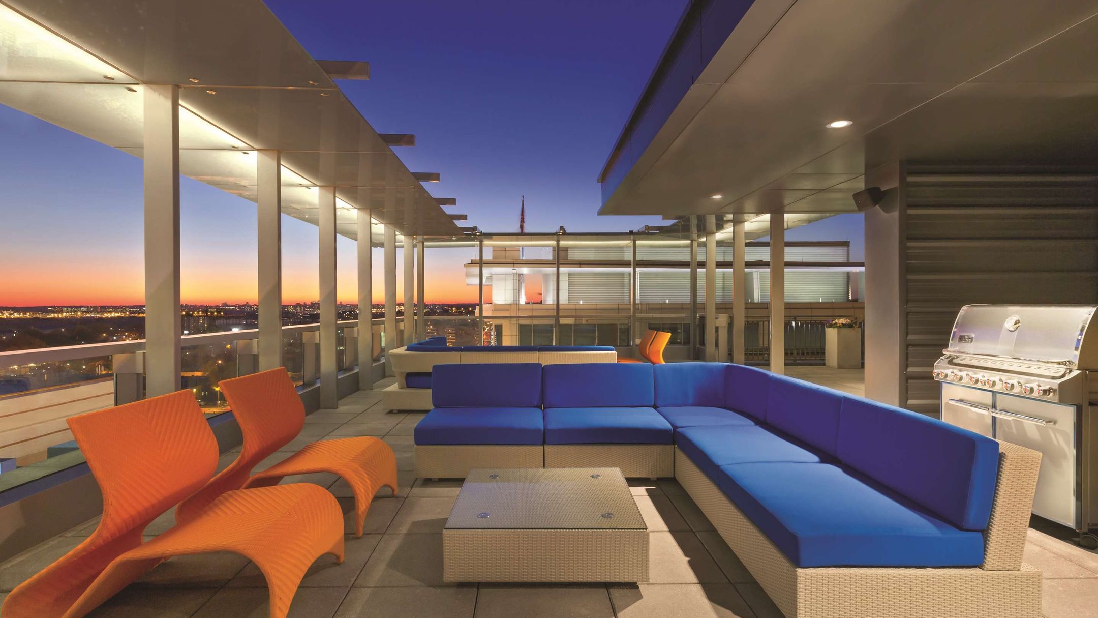 Homewood Suites by Hilton Washington DC CapitolNavy Yard from 151