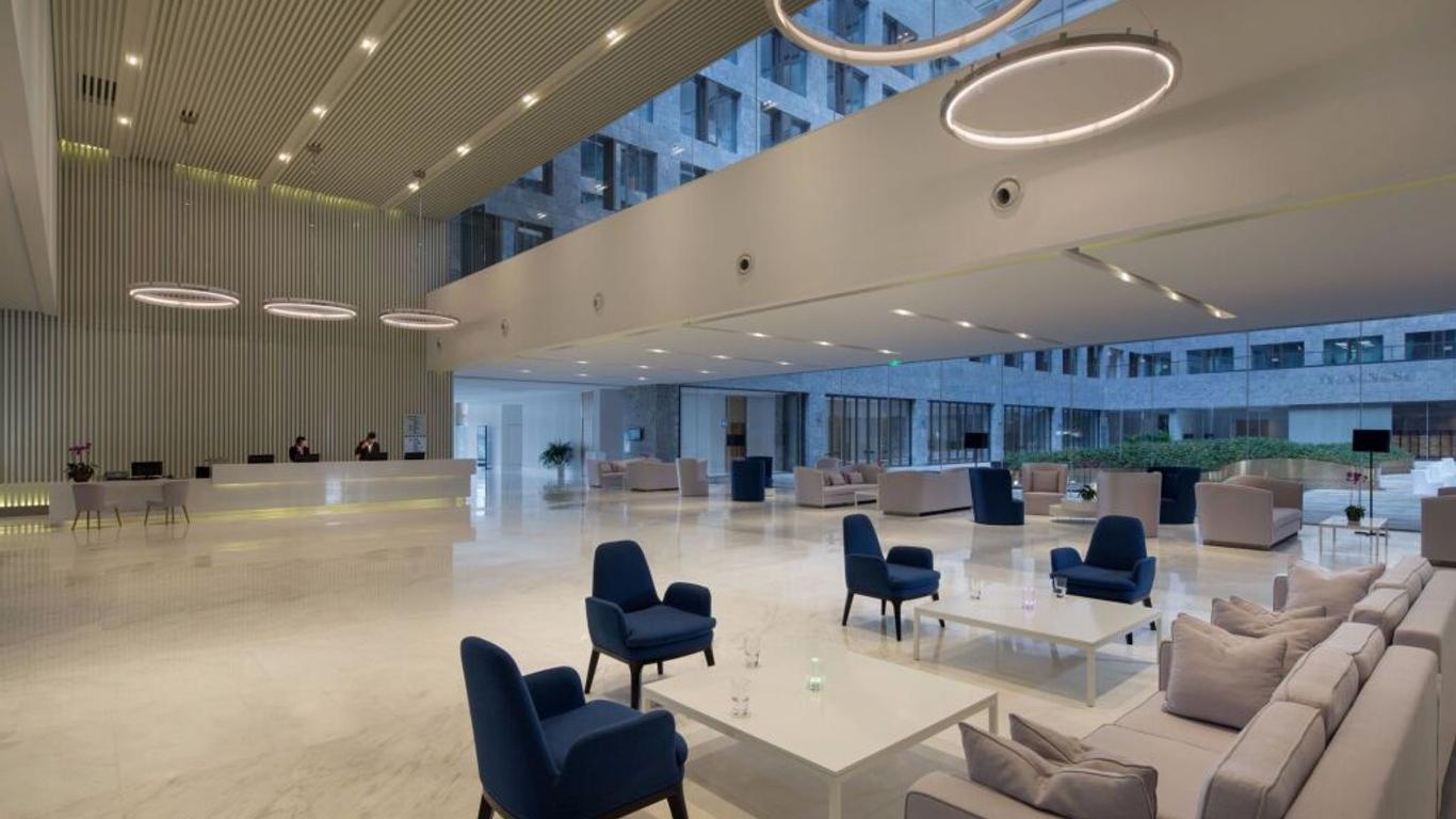 Sanya Phoenix Airport Hotel