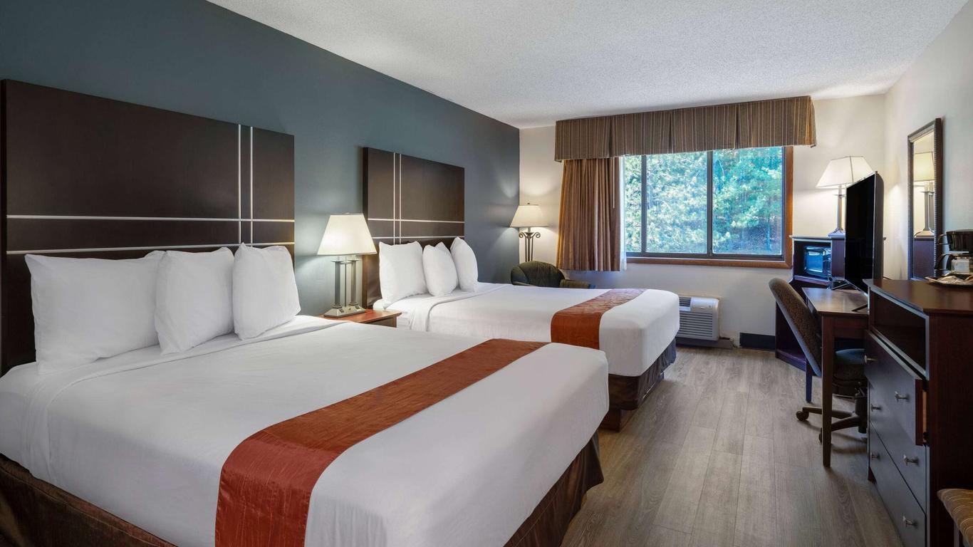 Travelodge by Wyndham Merrill