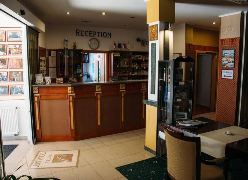 Front desk Photo