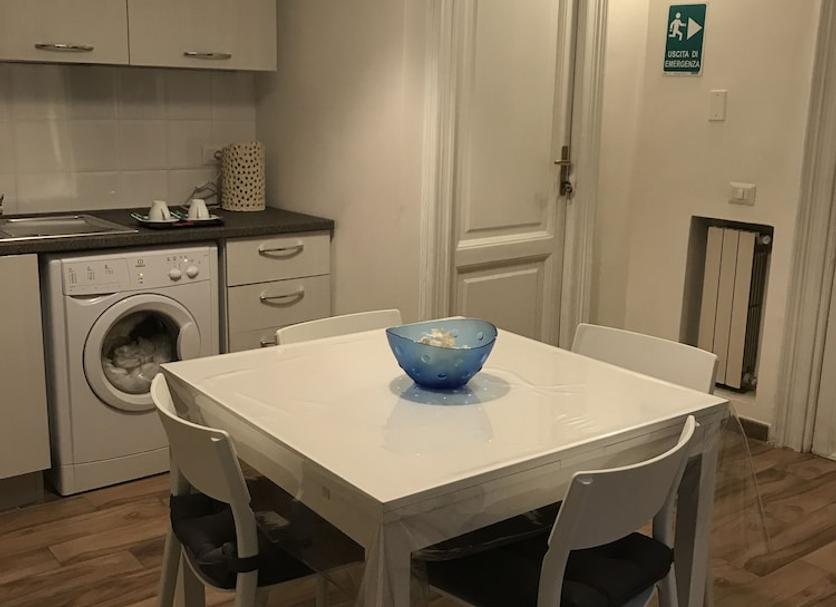 Dining room Photo