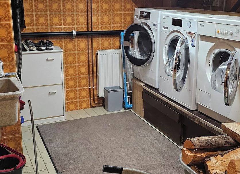 Laundry facility Photo