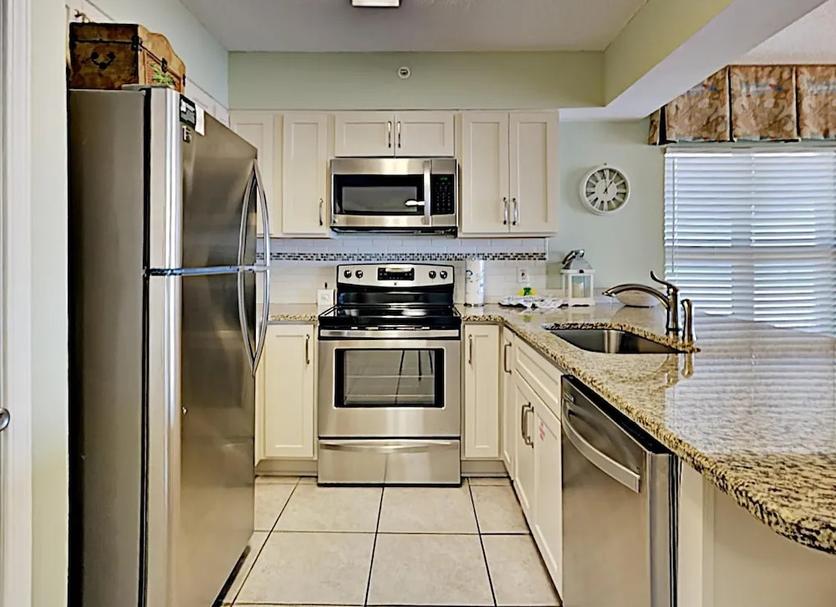 Kitchen Photo
