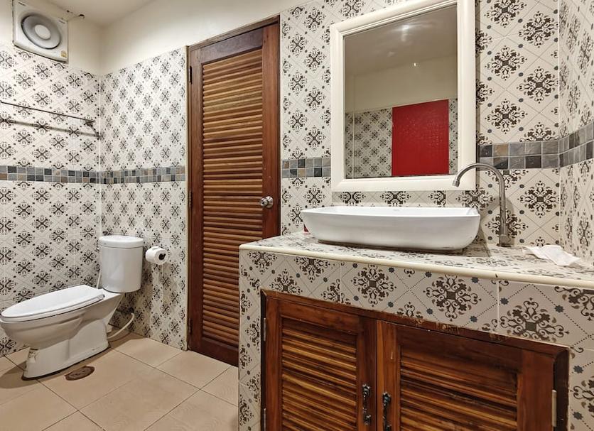Bathroom Photo