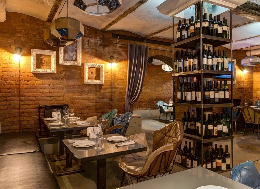 Restaurant Photo