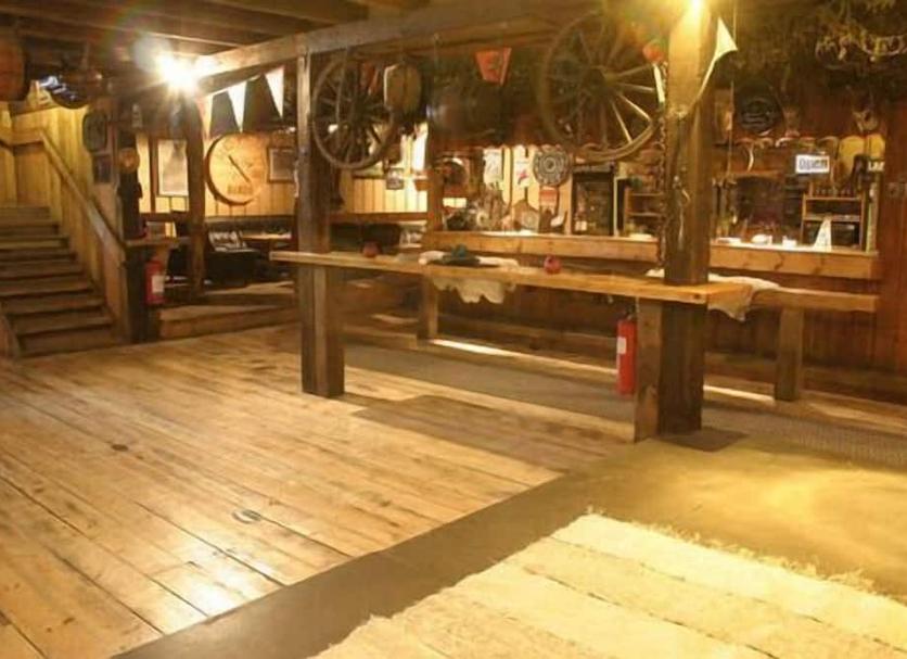 Bar Photo