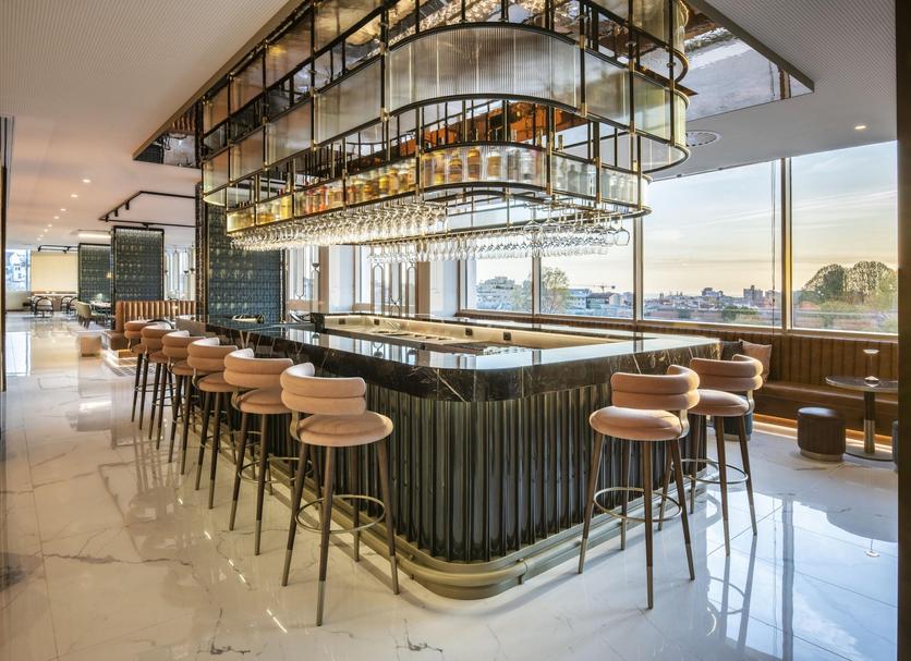 Bar Photo