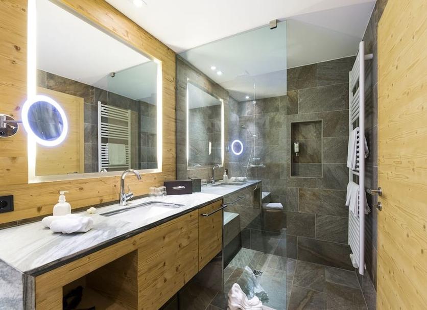 Bathroom Photo