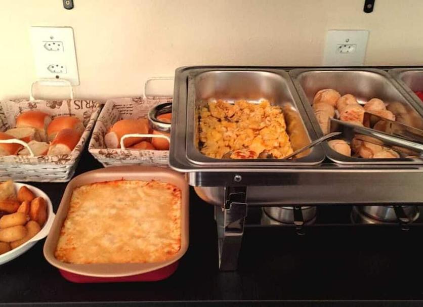 Buffet Photo