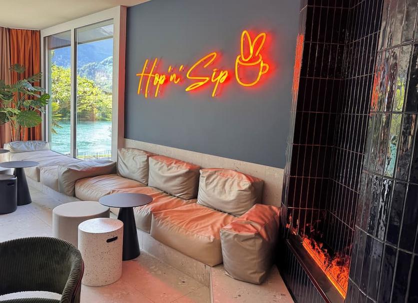 Lounge Photo
