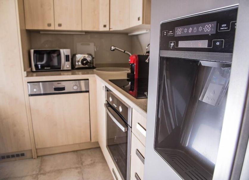 Kitchen Photo