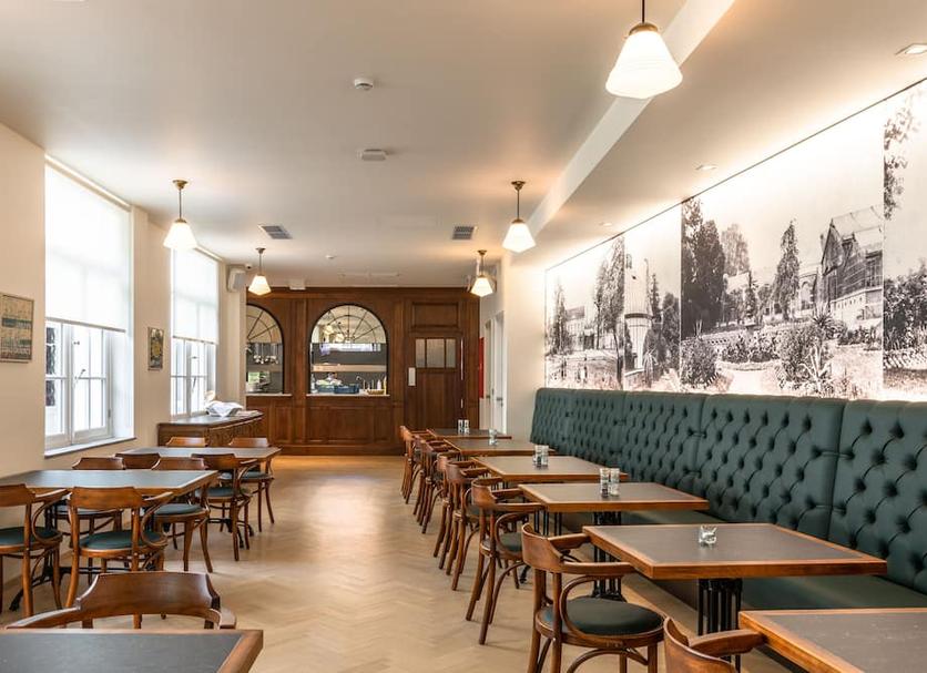 Restaurant Photo
