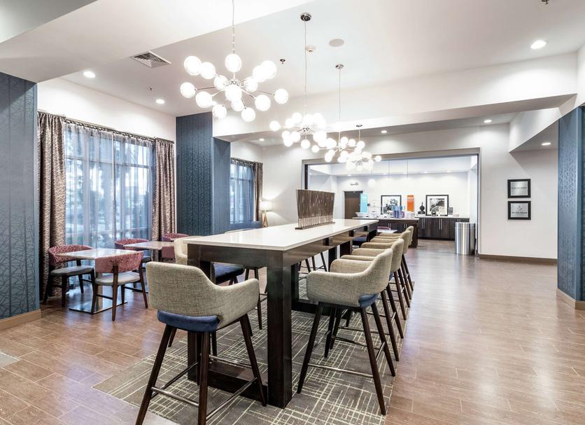Dining room Photo
