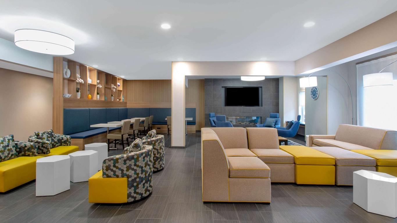 Microtel Inn & Suites by Wyndham Amsterdam
