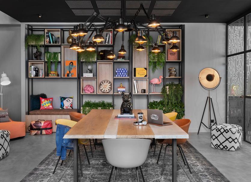 Dining room Photo