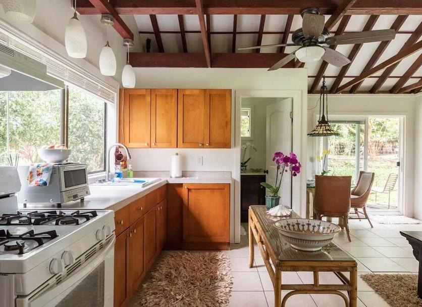 Kitchen Photo
