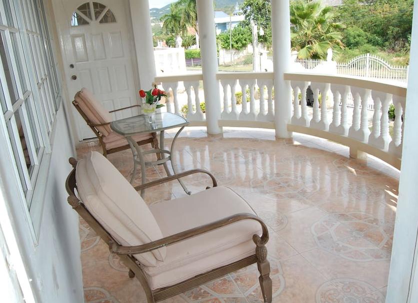 Balcony Photo