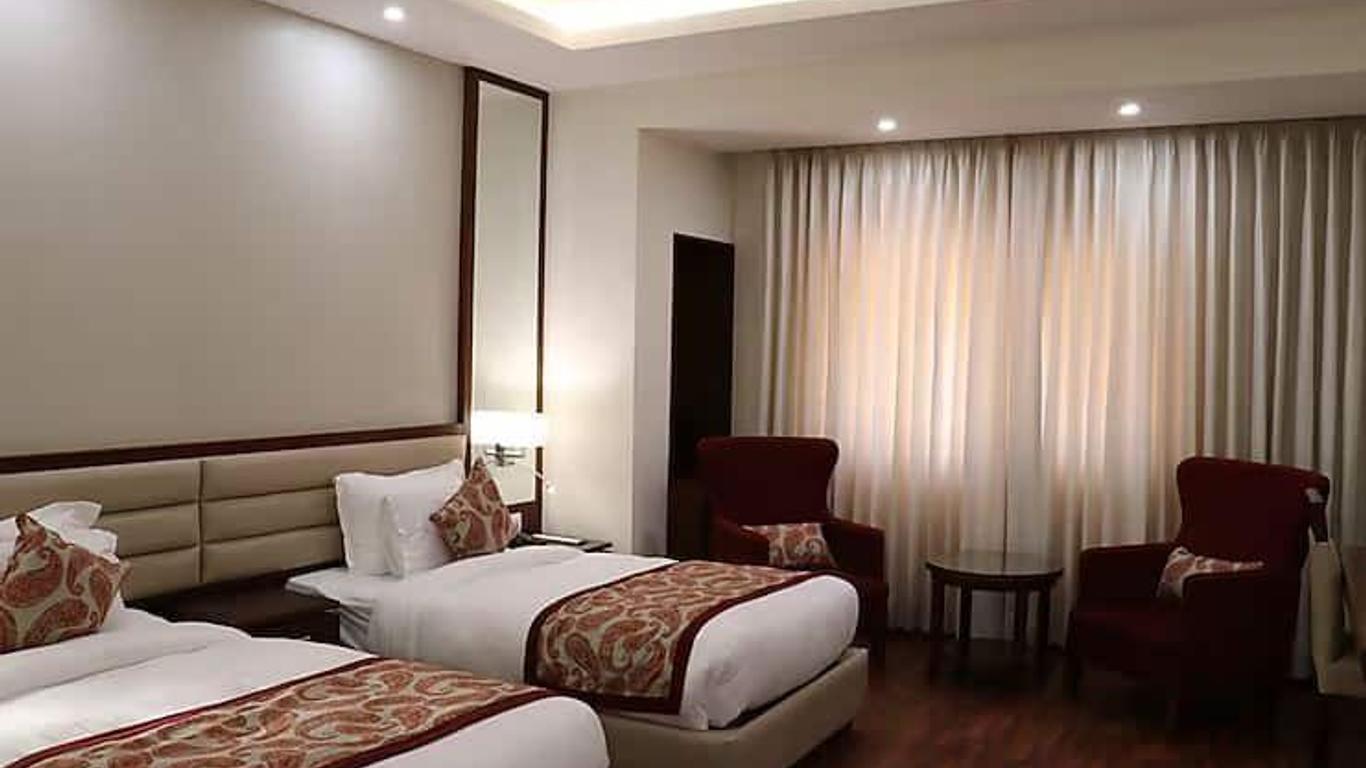 Mj Grand Inn