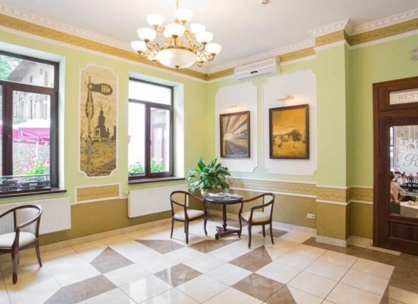 Lobby Photo
