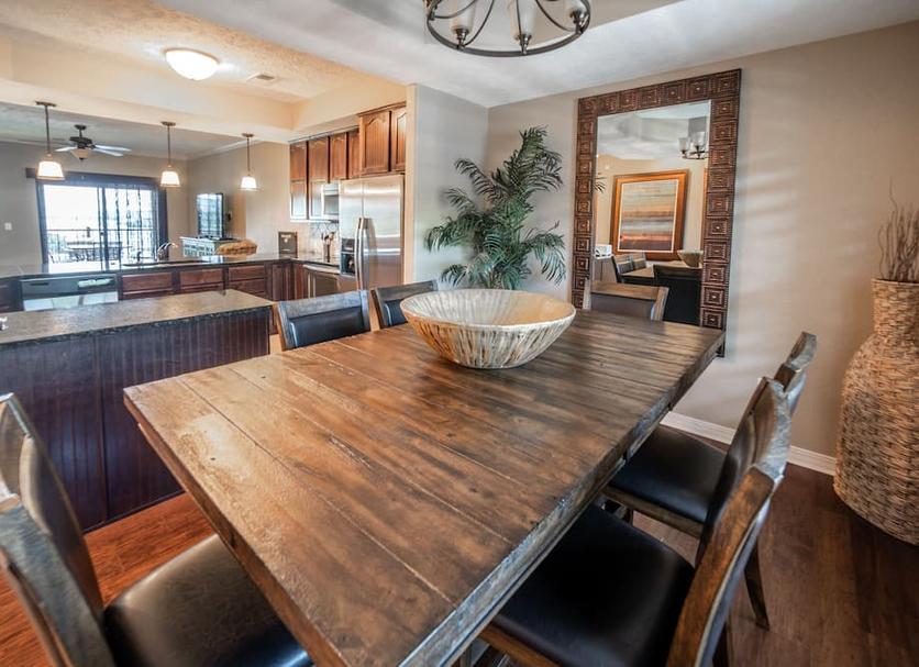 Dining room Photo
