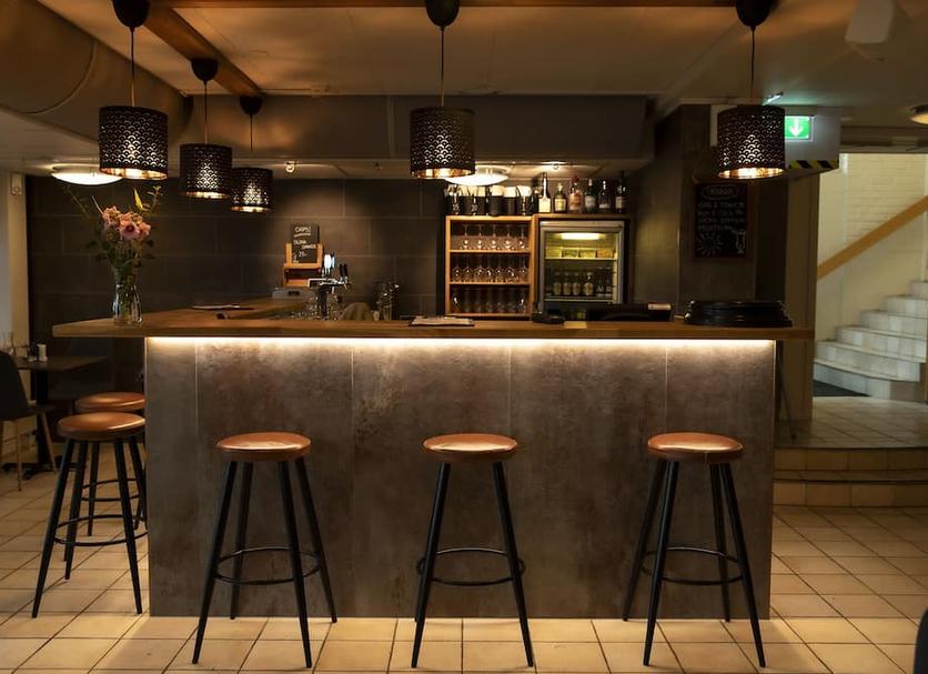 Bar Photo