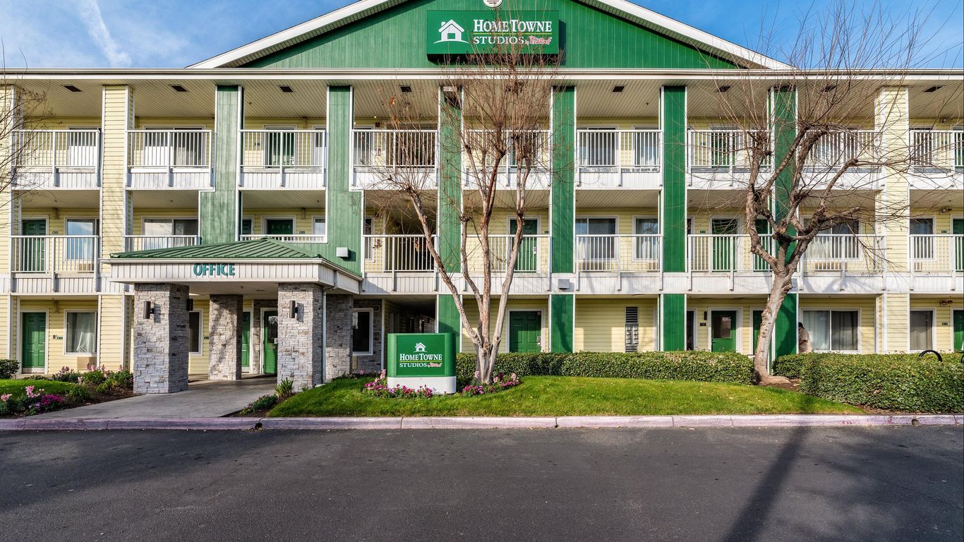 Hometowne Studios Fresno West from 49. Fresno Hotel Deals & Reviews