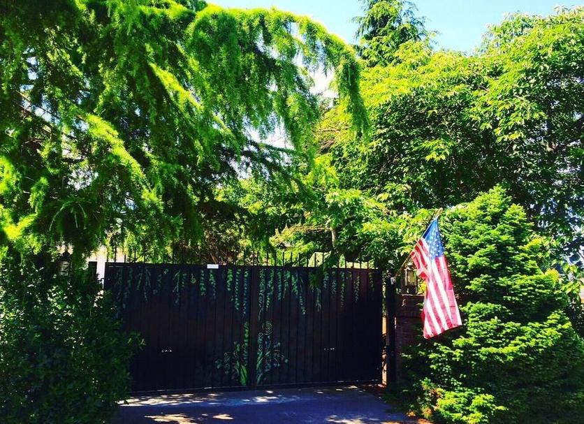 Outdoors view Photo
