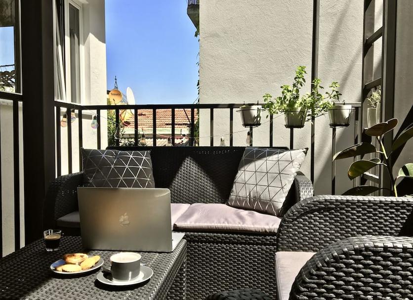Balcony Photo