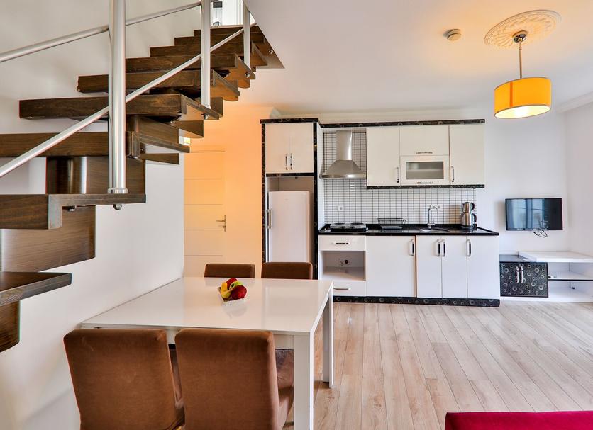 Kitchen Photo