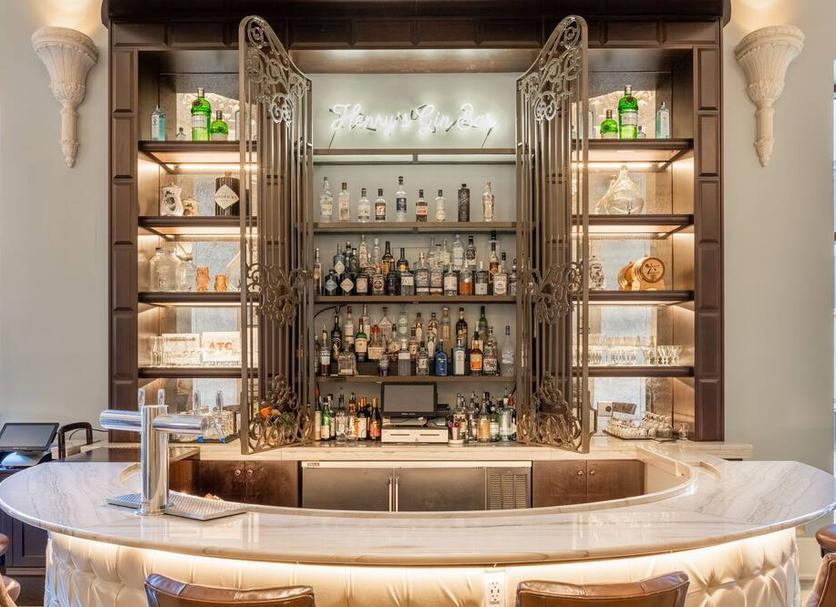 Bar Photo
