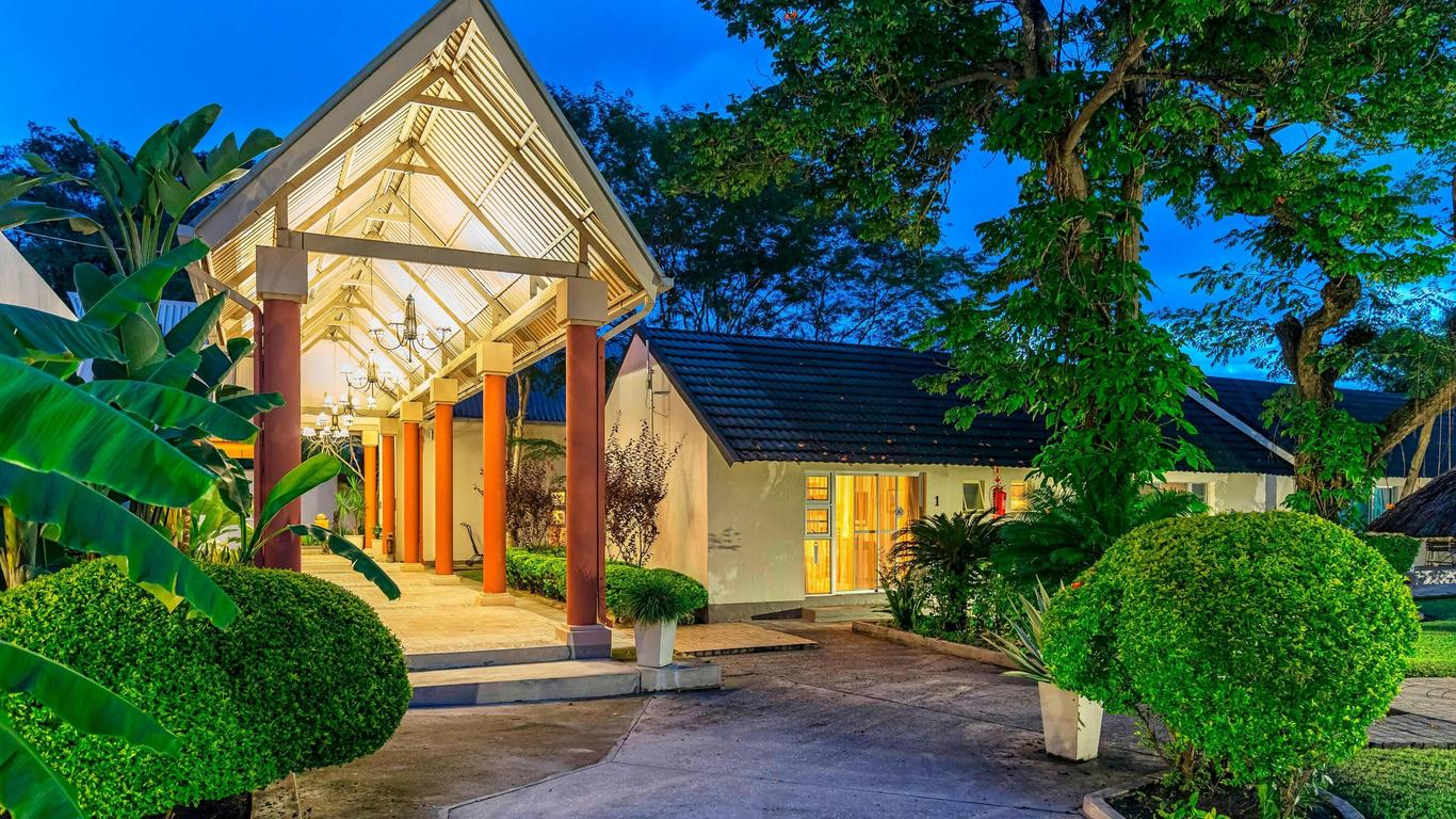 Protea Hotel by Marriott Zambezi River Lodge