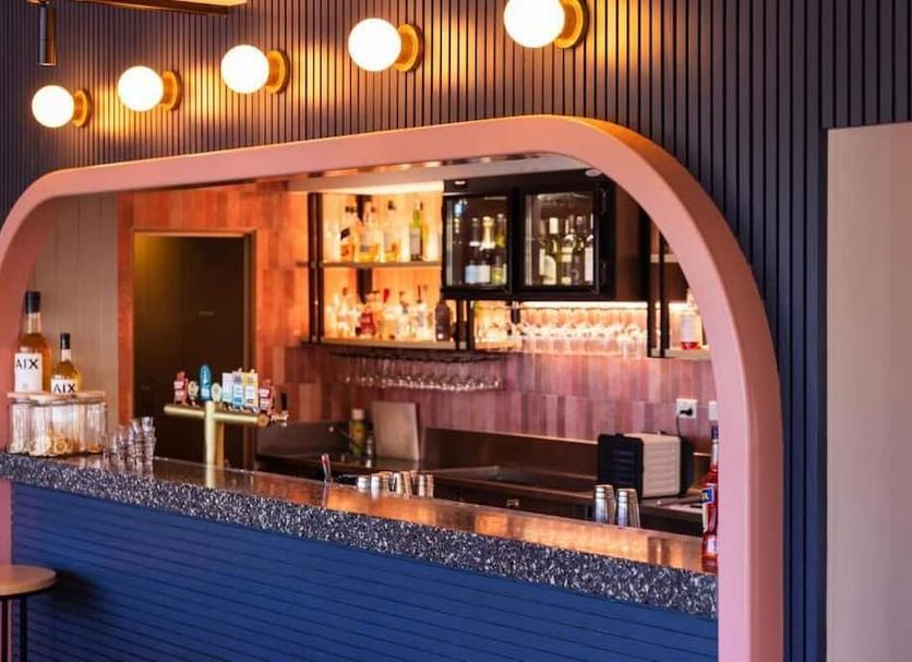Bar Photo