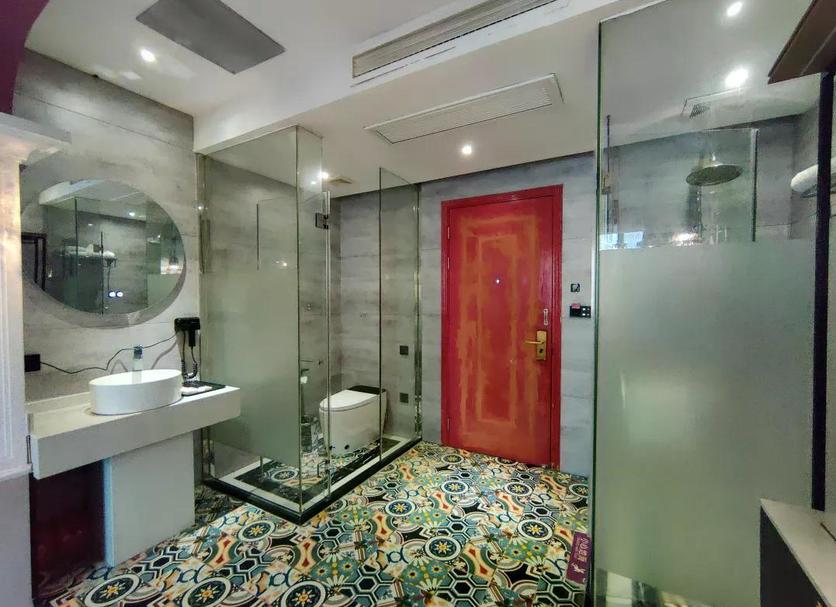 Bathroom Photo