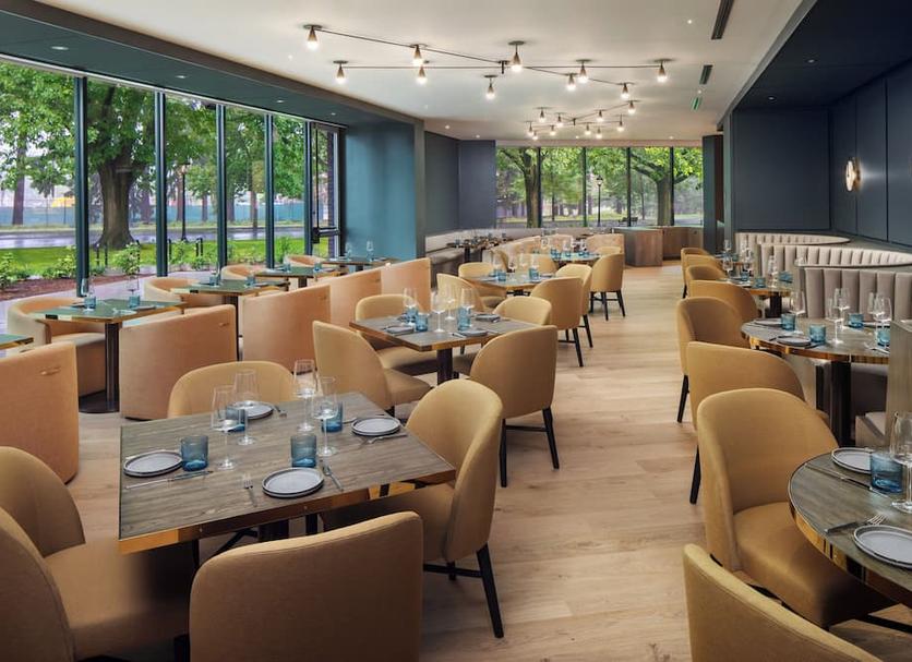 Restaurant Photo
