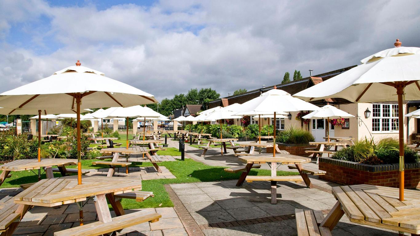 Premier Inn Bedford (Priory Marina)