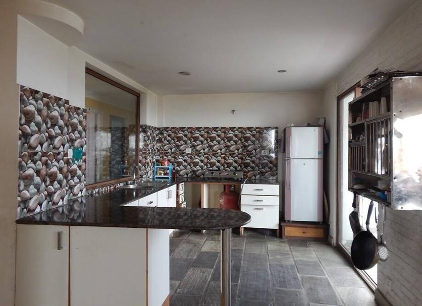 Kitchen Photo