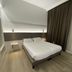 Hotel Parco Delle Rose in San Giovanni Rotondo: modern room with double bed and floor-to-ceiling curtains