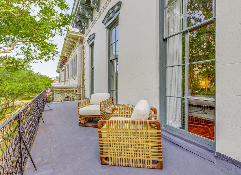 Balcony Photo