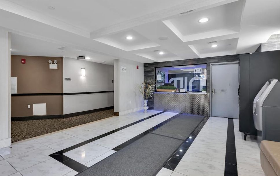 Hotel Mint Jfk Airport from 69. Queens Hotel Deals & Reviews KAYAK