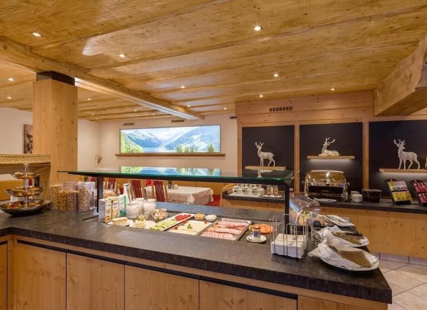 Buffet Photo