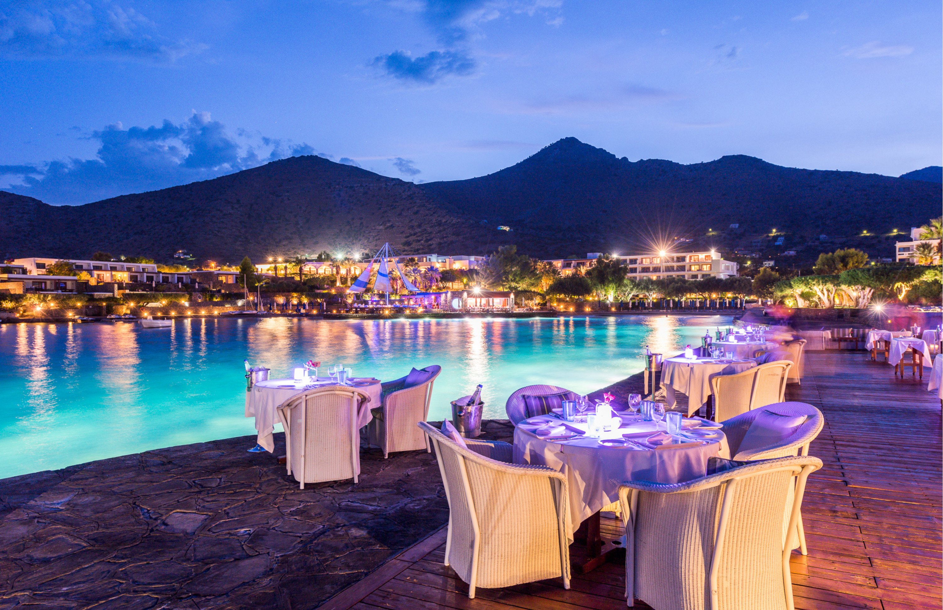 Banquet hall