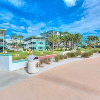 Tropic Terrace #8 - Beachfront Rental condo