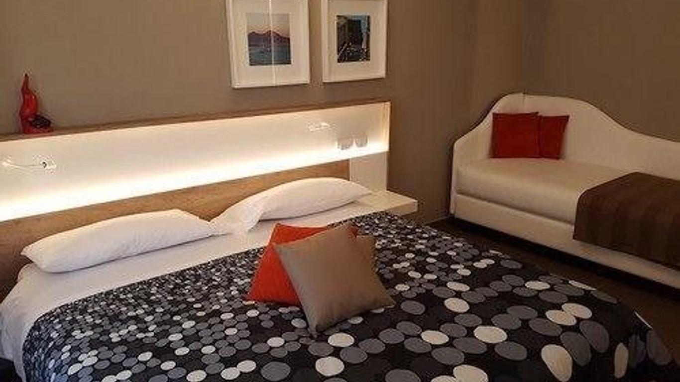 Bed & Breakfast Via Toledo 156 Napoli
