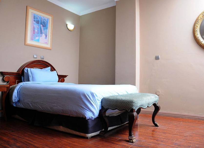 Bedroom Photo