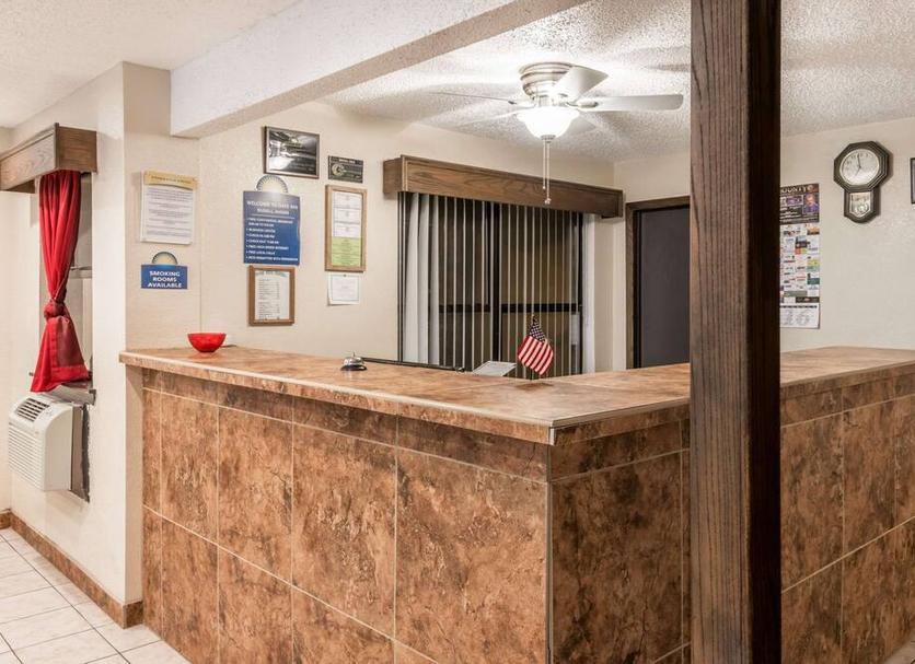 Front desk Photo