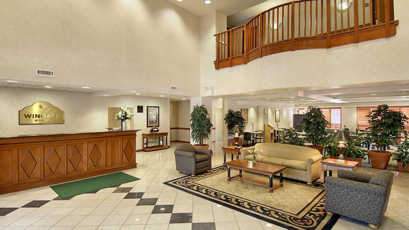 Comfort Inn & Suites Voorhees/Mt. Laurel