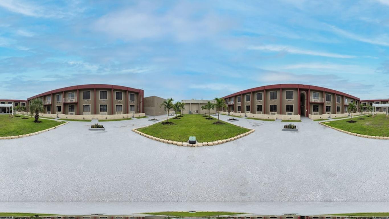 OYO Hotel Orlando Airport