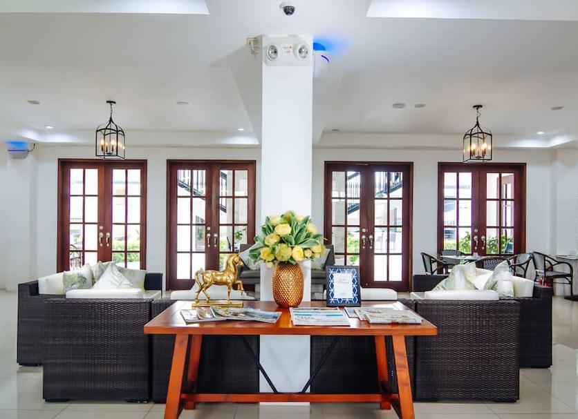 Dining room Photo