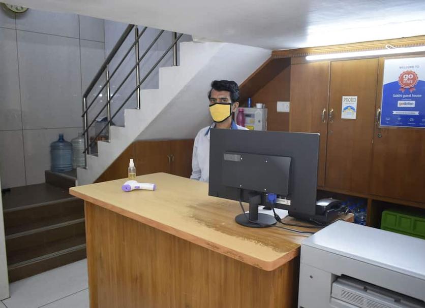 Front desk Photo