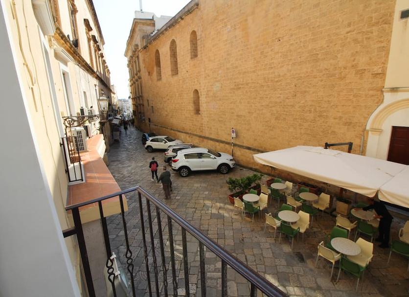 Balcony Photo